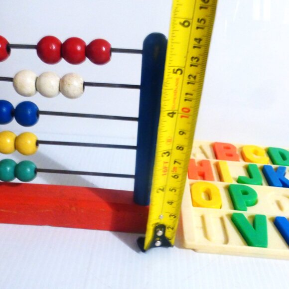 Vintage Fisher Price MEGNETIC Alphabet & WOOD COUNTING BEADS Pre-School - Picture 6 of 7